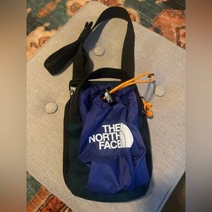 North face cross-body sport bag